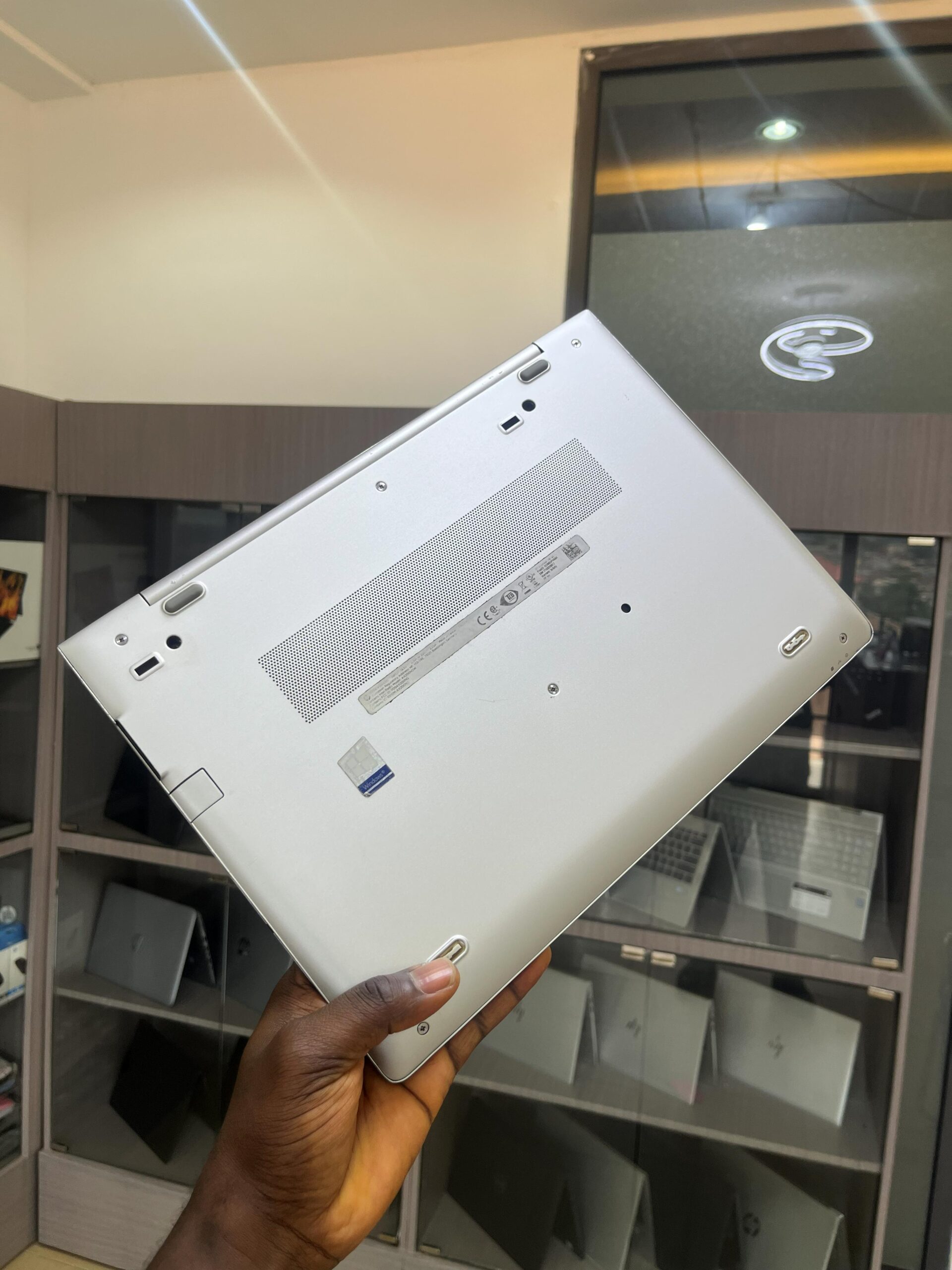 HP EliteBook 745 G6 - Image 6